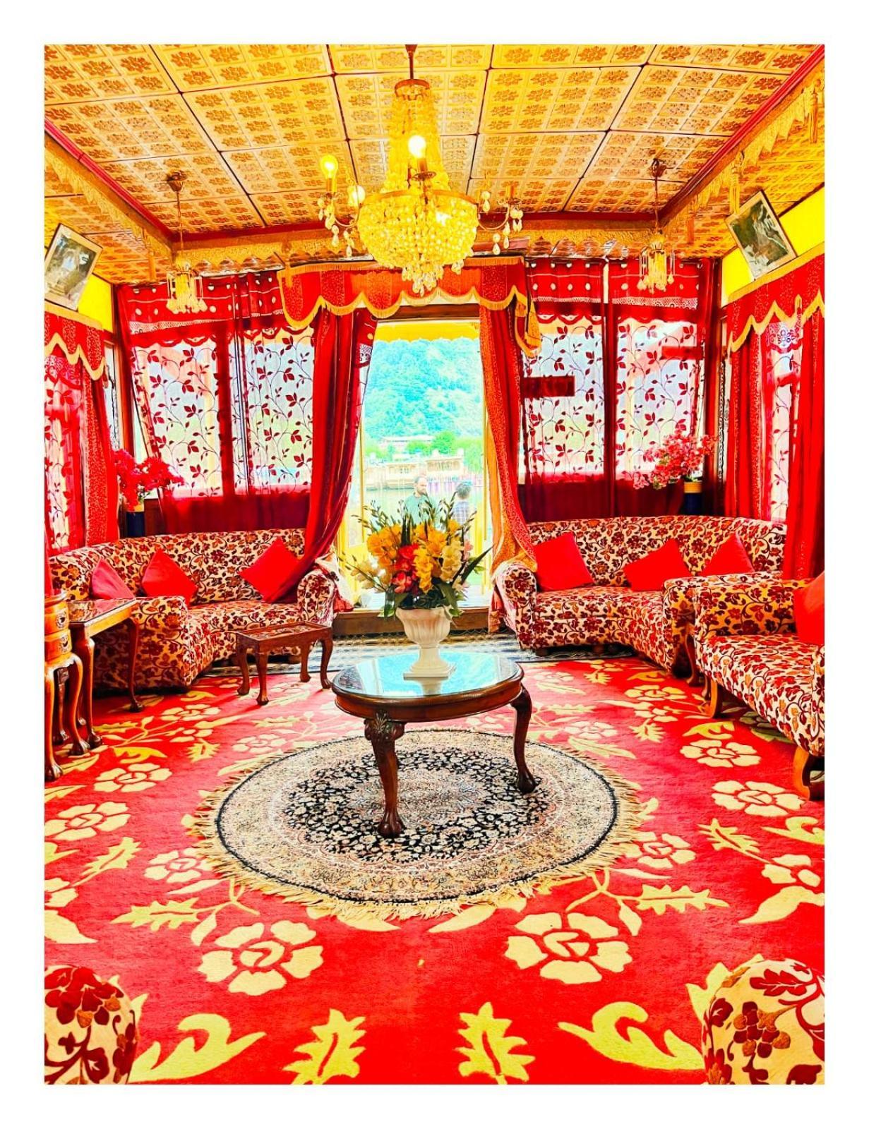 Mossess Group Of Houseboats Srīnagar Exterior foto